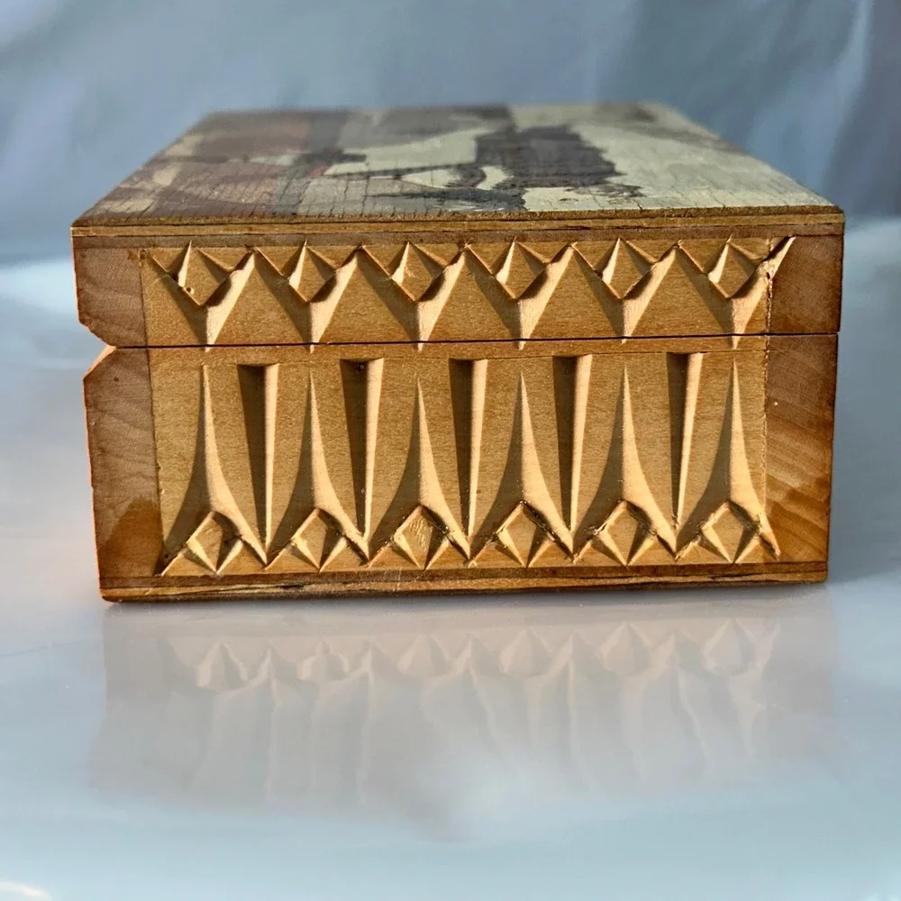 Vintage Church Trinket Box Unisex OS Brown Russian Marquetry‎ Wood Inlay